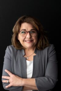 Ginaheadshots 9803